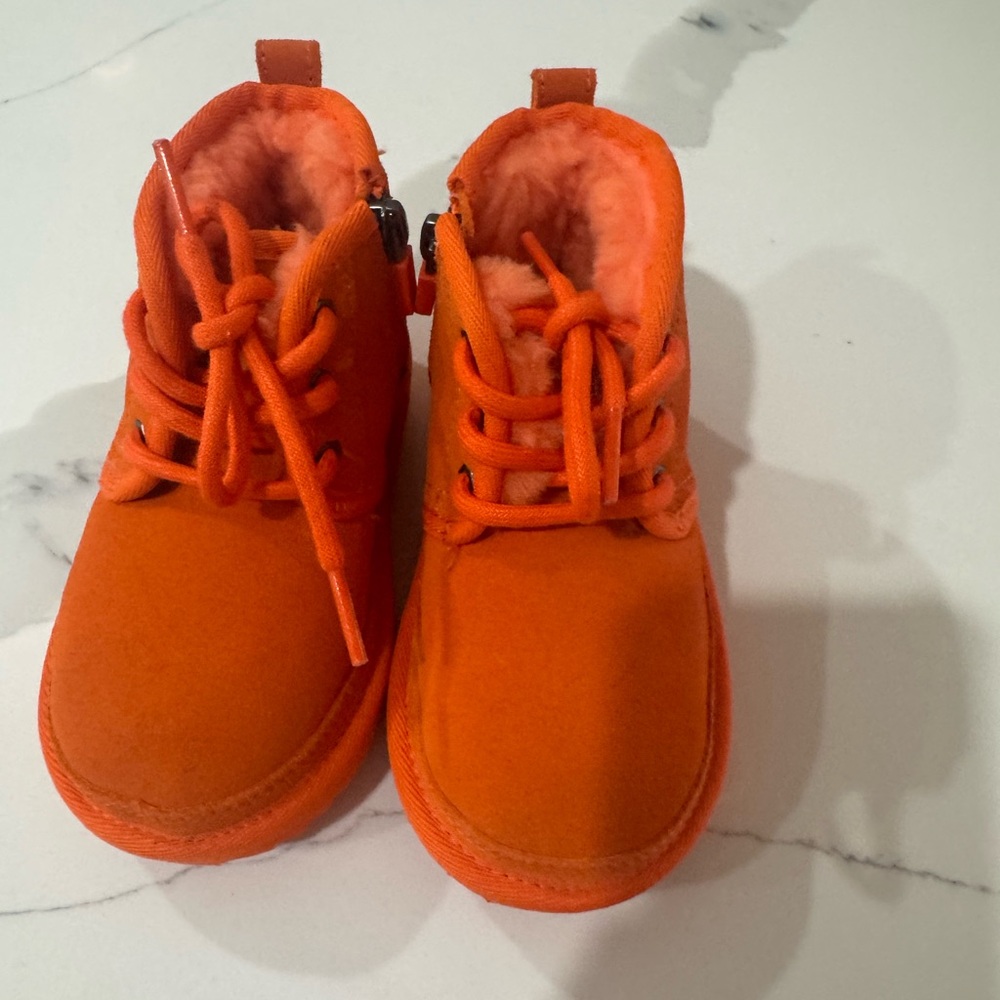 Brand new kids Uggs. Never worn, no box.